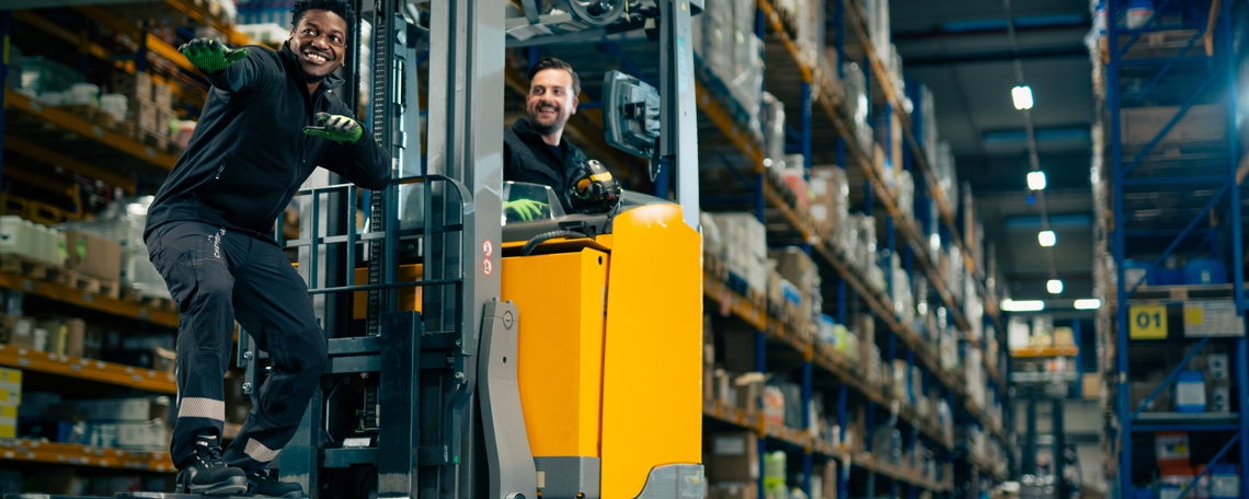 Warenannehmer / Mitarbeiter in der Warenannahme / Lagermitarbeiter (m/w/d) im Wareneingang