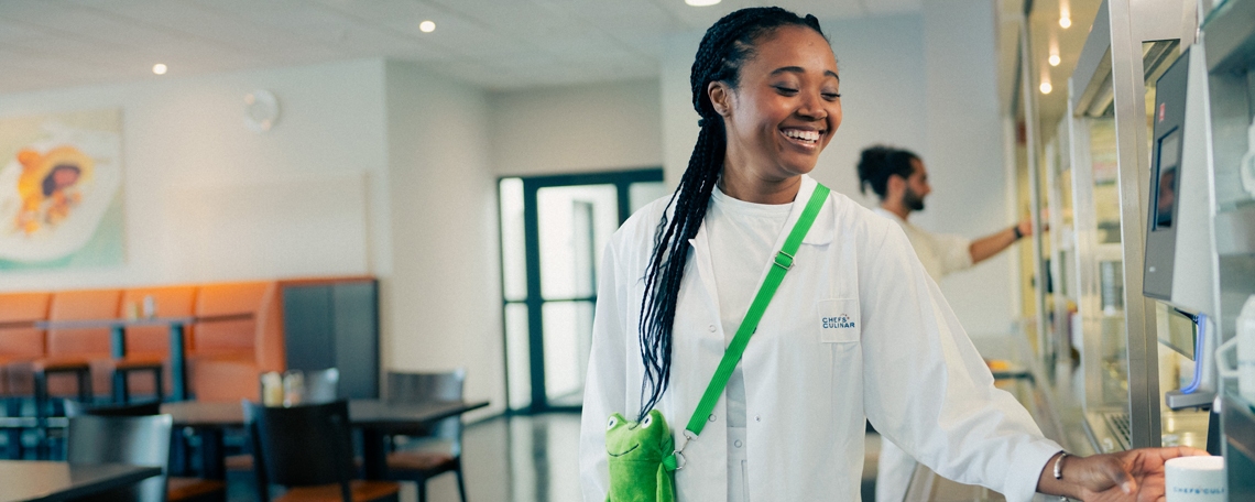 Mitarbeiter im Betriebsrestaurant /Küchenhelfer / Servicekraft (m/w/d) im Mitarbeiterrestaurant